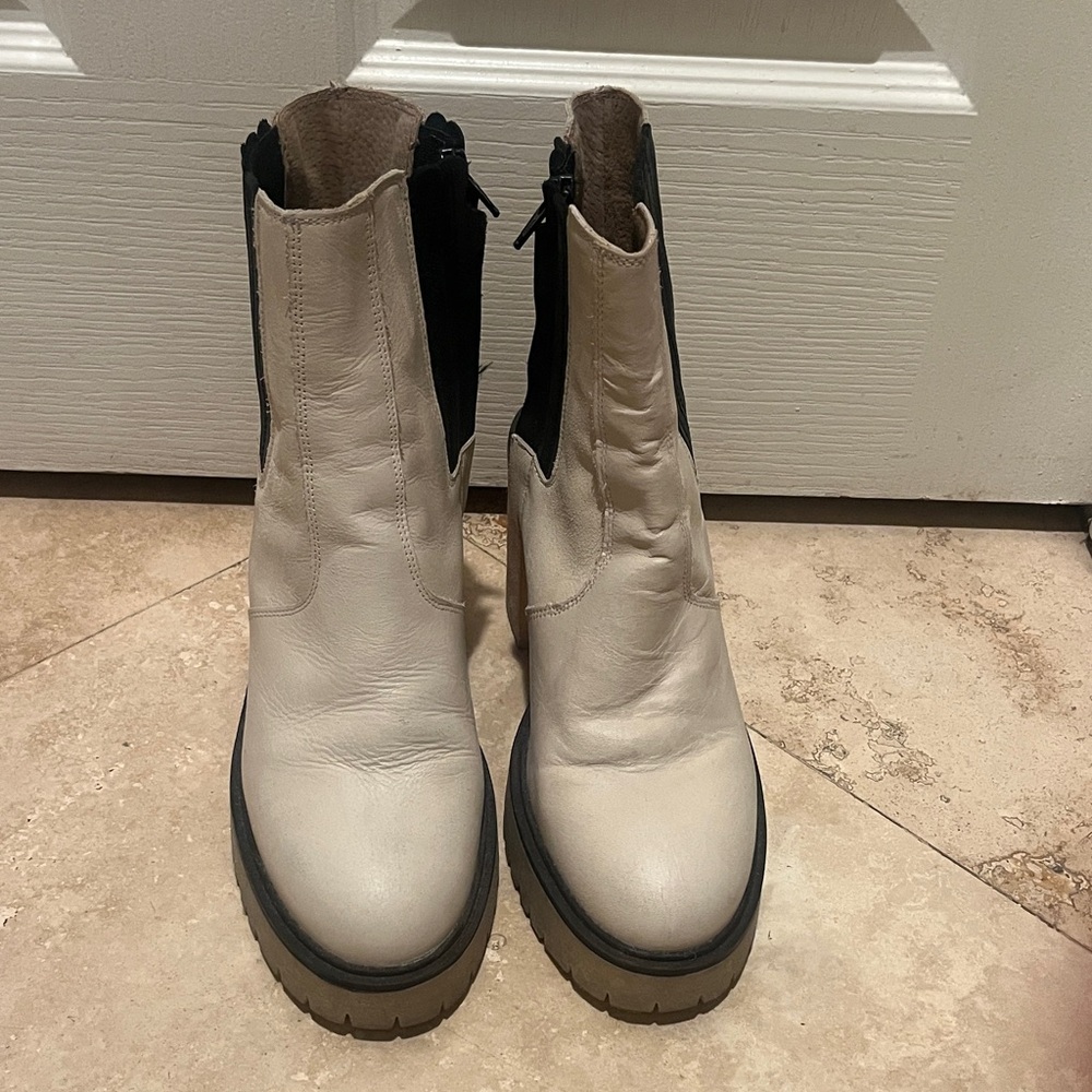 Free People Cream and Black Ankle Boots